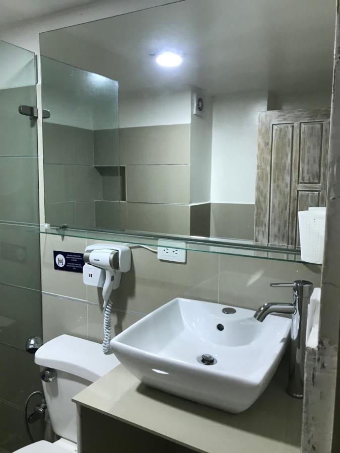 Hotel Hernandez Ctg Cartagena Luaran gambar