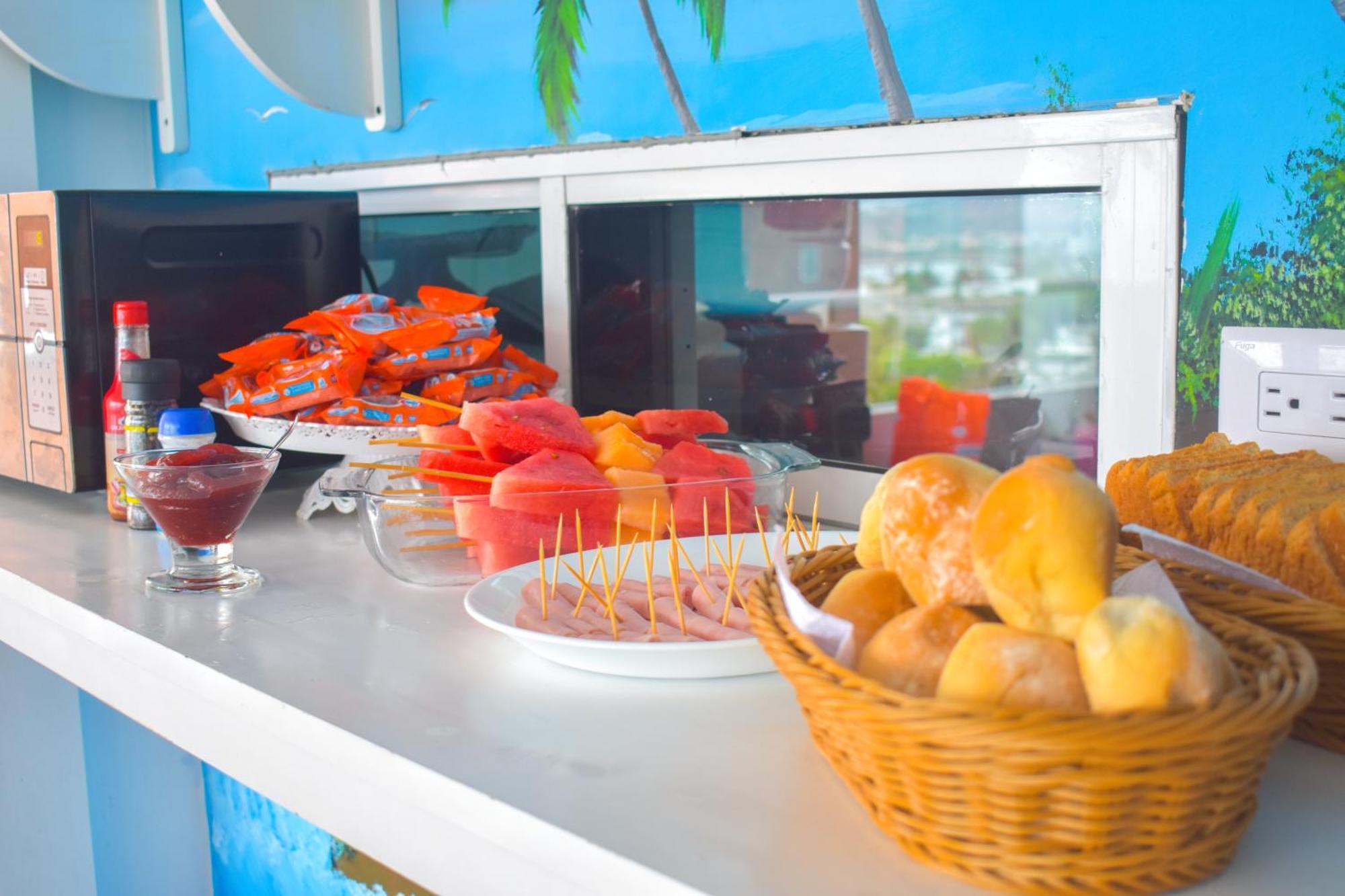 Hotel Hernandez Ctg Cartagena Luaran gambar