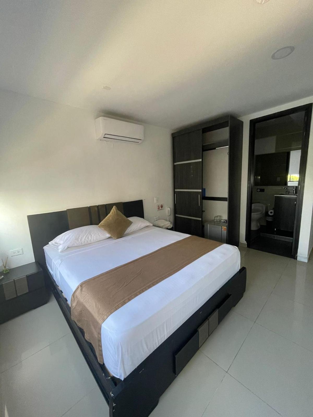 Hotel Hernandez Ctg Cartagena Luaran gambar