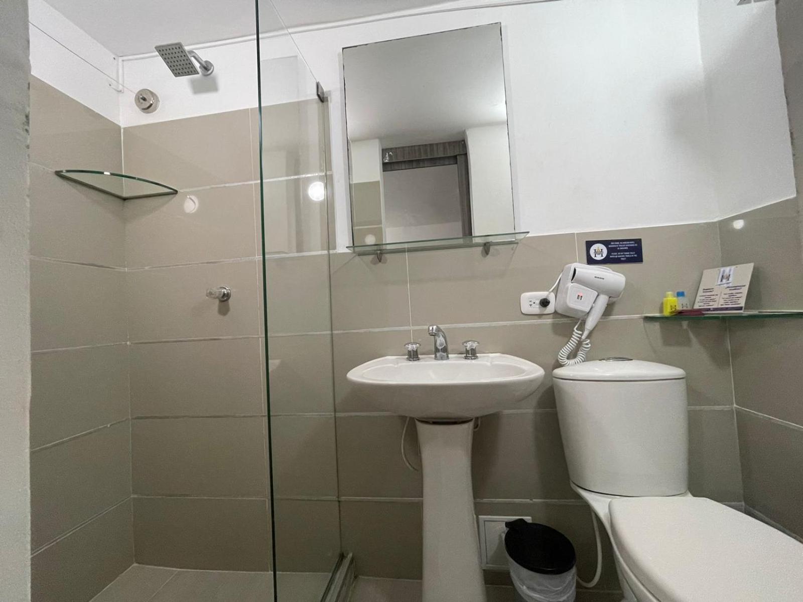 Hotel Hernandez Ctg Cartagena Luaran gambar