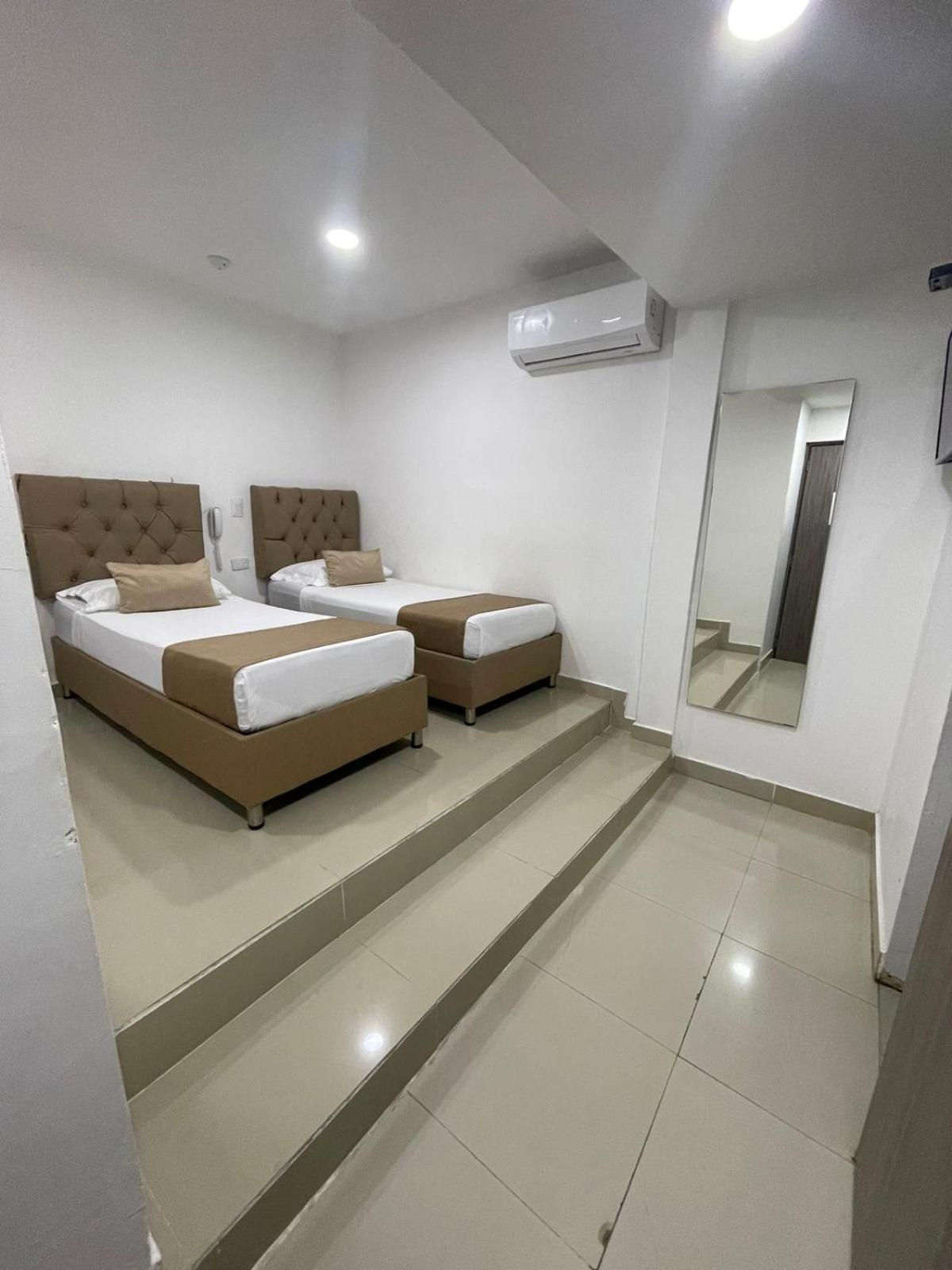 Hotel Hernandez Ctg Cartagena Luaran gambar
